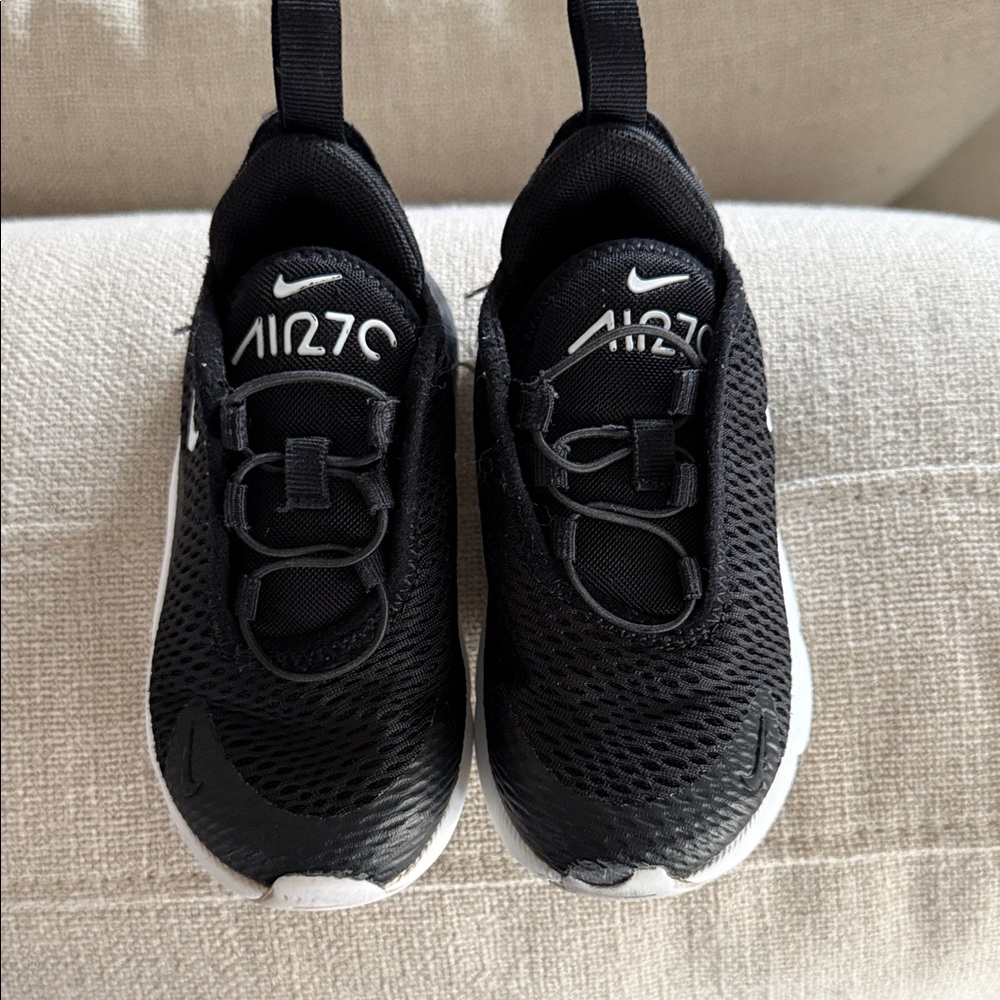 Nike Kids Black and White Air 270 Sneakers